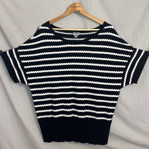 Worthington Black and White Wavy/Squiggly Stripe Batwing Sweater in 2X - Picture 2 of 11